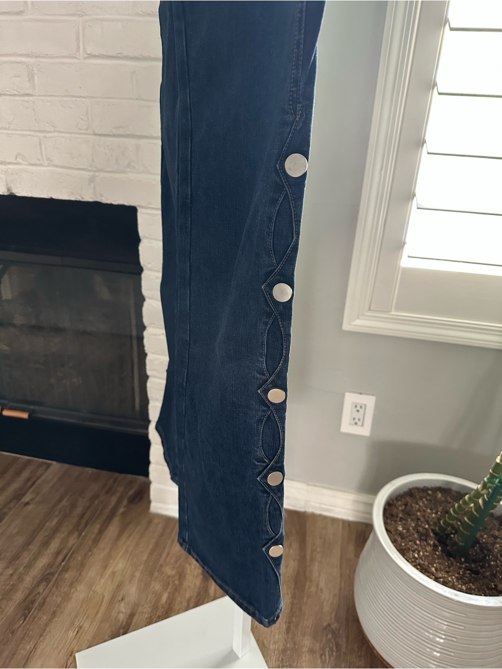 Classic Dark Blue High-Rise Women’s Jeans with Side Button Detail - Picture 10 of 11